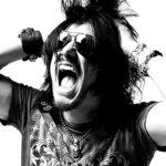 Gilby Clarke – necklace with guitar strings ball-ends