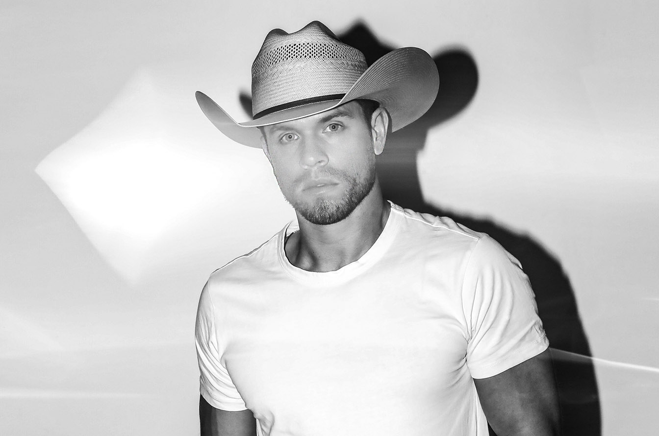 the guitarwrist Dustin Lynch the guitarwrist