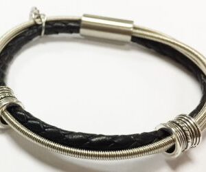 Roger Waters – This Is Not A Drill Tour 2023 – “Distortion” Bass Strings Bracelet £95