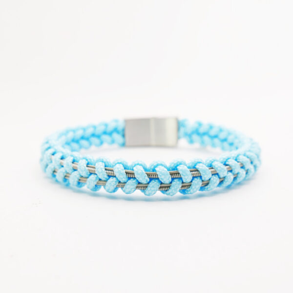 Noel Gallagher – “Chord” guitar strings Bracelet £100